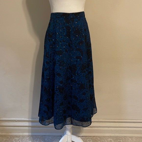 Blue Black Floral Printed Gold Metallic Flowy Ann Taylor Midi Skirt Size 6 - Picture 3 of 9